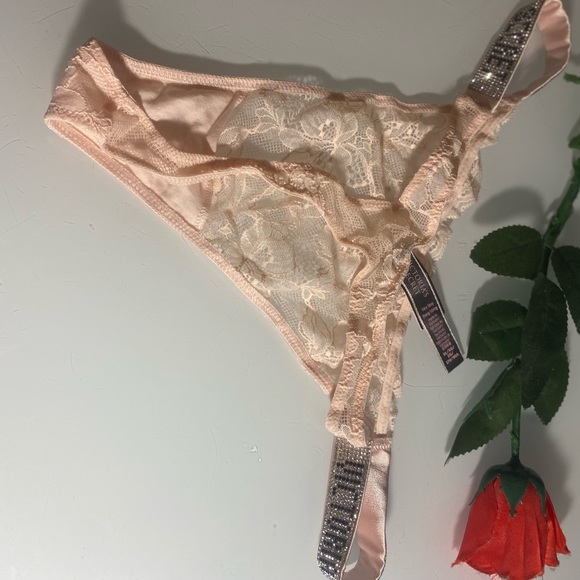 Victoria’s Secret Thongs - Picture 7 of 7